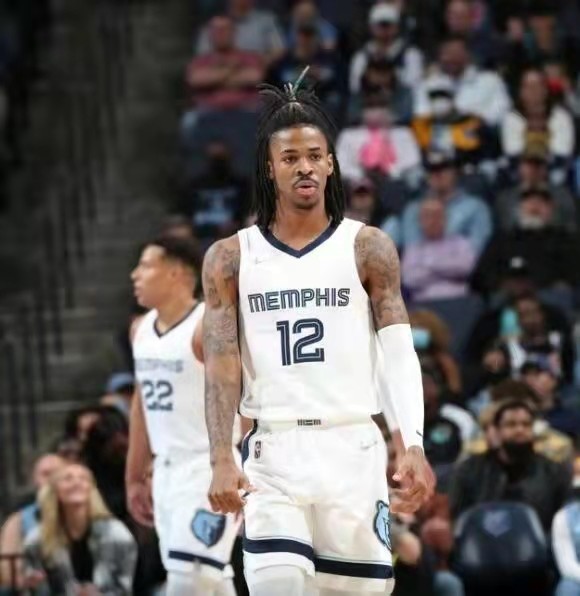  莫兰特空中接力引爆全场灰熊击败开拓者