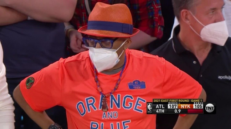  特雷杨三分如雨老鹰主场大胜黄蜂